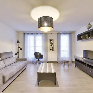 Modern 2 Bedroom Flat 3min From The Vieux Port Apartment