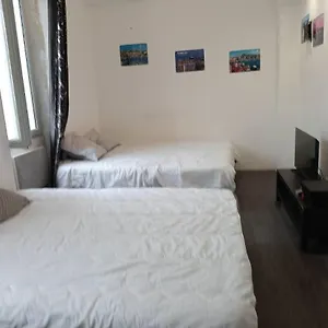 300 Vieux Port Opera Apartamento