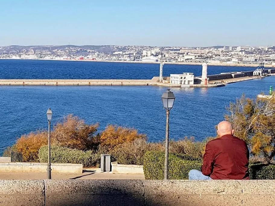 Escapade Marseillaise Pres Des Terrasses Du Port Apartment Marseille